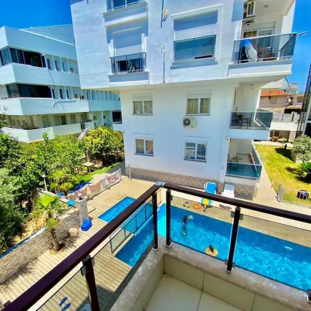 Apartamento Konyaalti Furkan Family