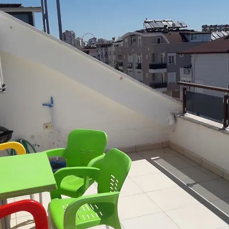 Konyaalti Furkan Family Apartment *