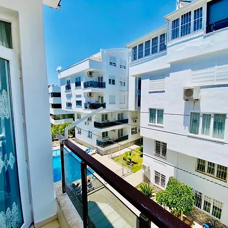 Konyaalti Furkan Family Appartement