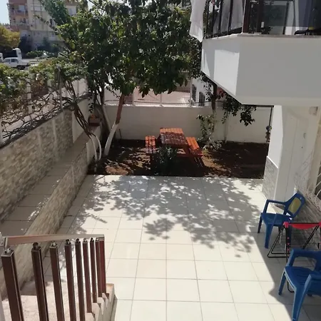 アパート Konyaalti Furkan Family *